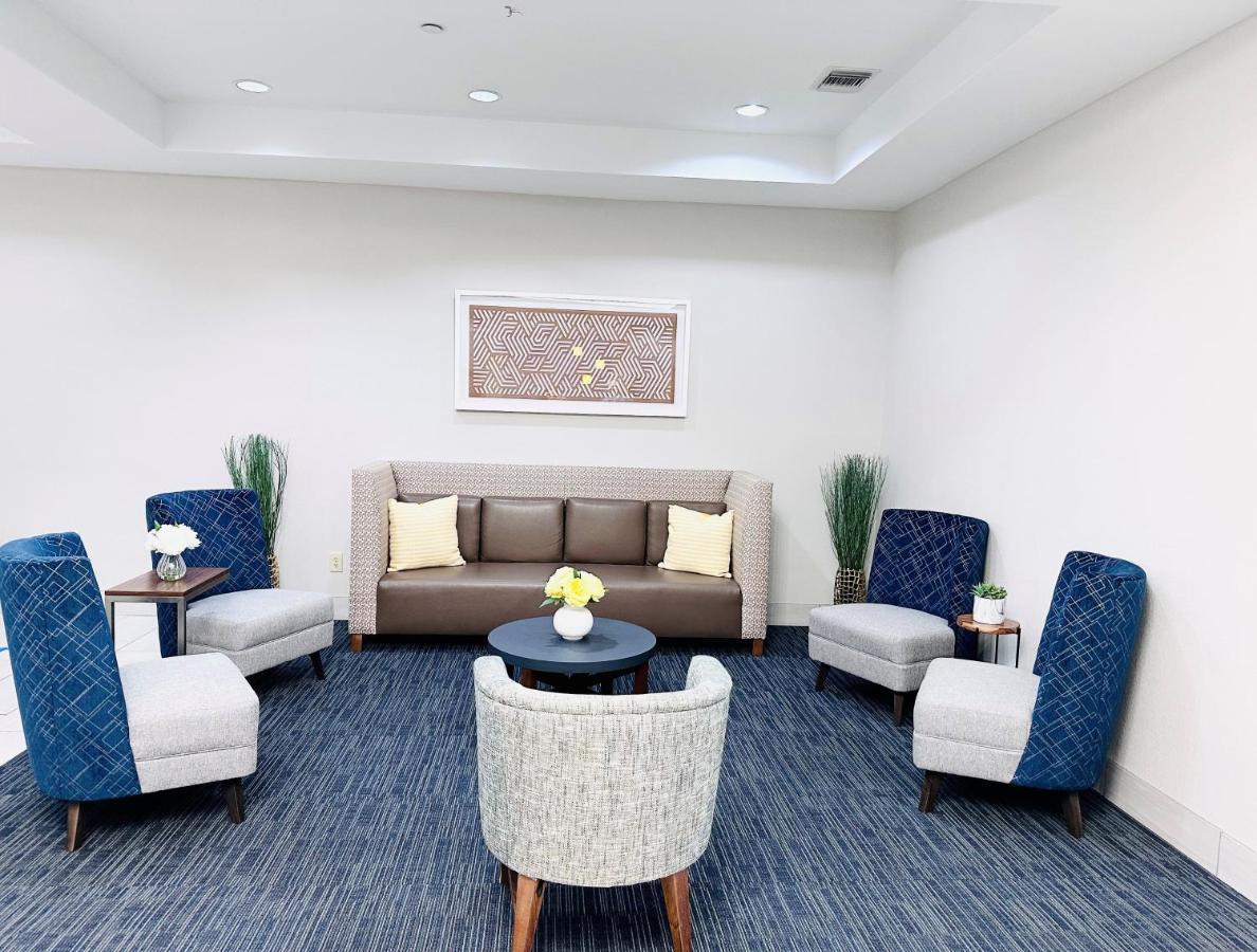 Holiday Inn Express & Suites Houston East - Baytown, An Ihg Hotel Exteriör bild